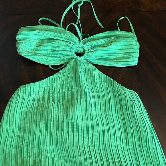 Gianni Bini Sophie Plisse Halter Neck Sheath Dress - Picture 9 of 16